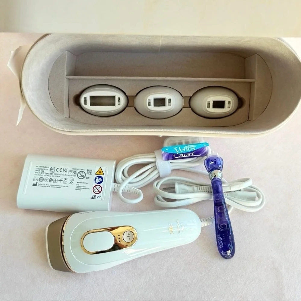Braun Smart IPL Silk Expert Pro 5 Laser Hair Removal Device Vanity Case PL5347